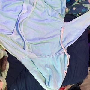 A children’s style sweat